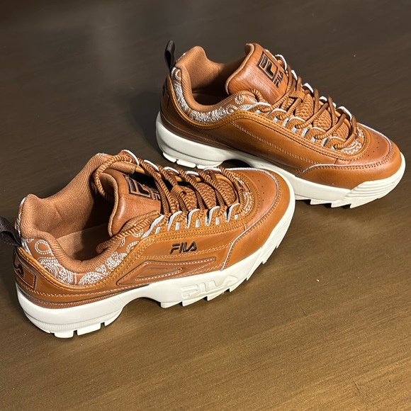 Fila Shoes - Fila Disruptor II Western Limited Edition Woman’s Size 8 With Box